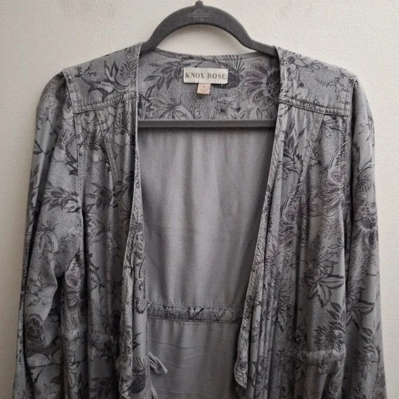 Knox Rose Cardigan Small Floral Gray Black Cover Topper Duster Lightweight Tie - Picture 3 of 8